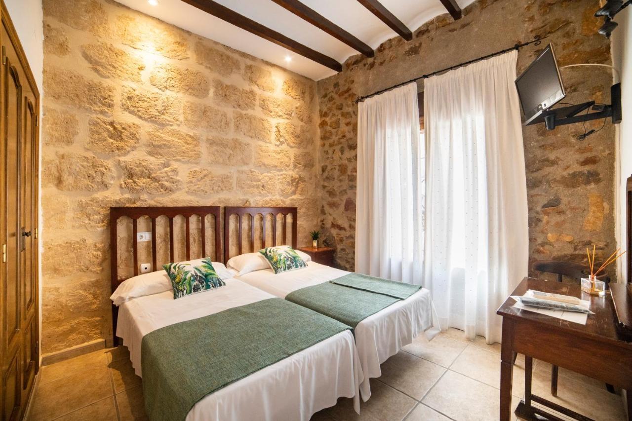 Hostal Tres Molins Jesus Pobre Екстер'єр фото