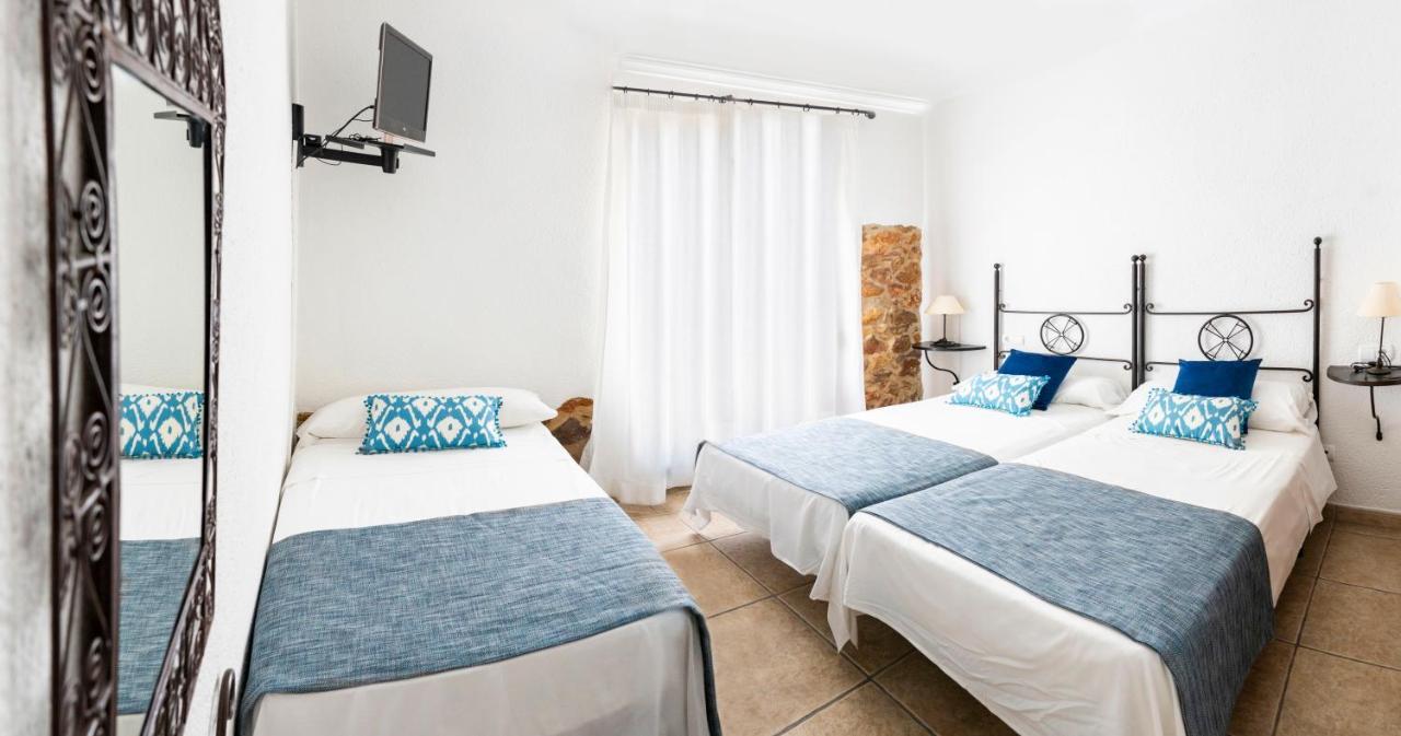 Hostal Tres Molins Jesus Pobre Екстер'єр фото