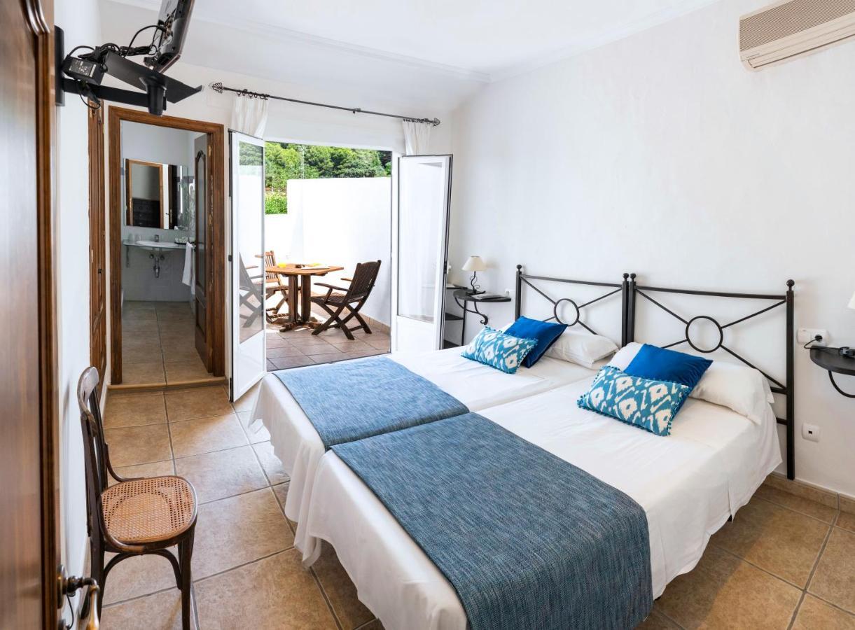 Hostal Tres Molins Jesus Pobre Екстер'єр фото