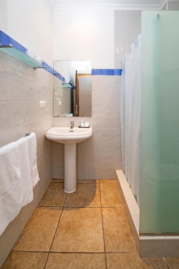 Hostal Tres Molins Jesus Pobre Екстер'єр фото
